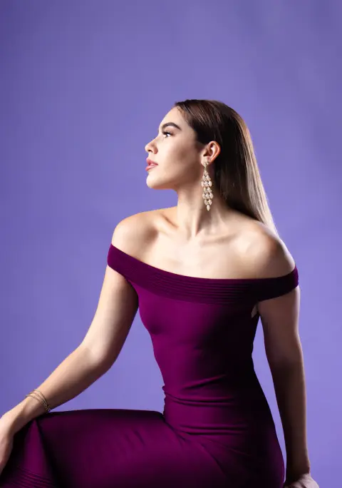كعب نسائي 44
